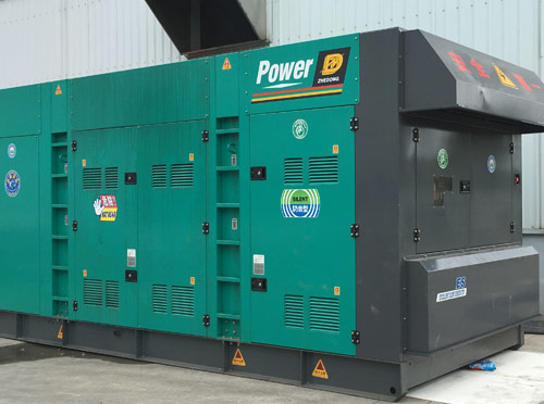 杭州升级发电机组的过程中需要注意哪些安全事项？