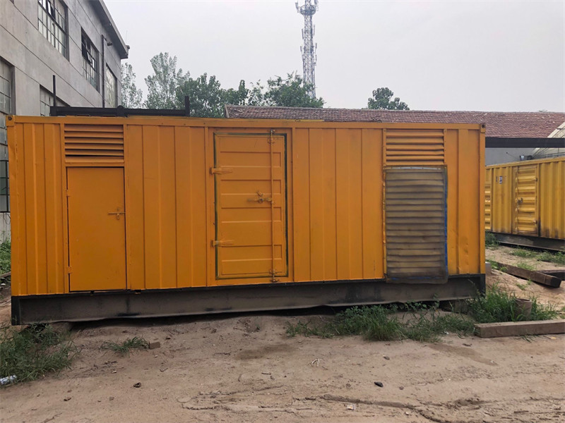 杭州发电机出租进行负载测试时，电瓶电量不足的具体判断标准是什么？